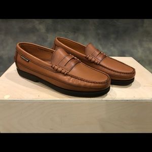Mephisto brown loafer
